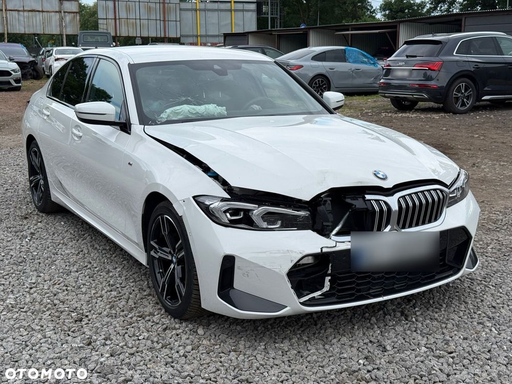 BMW Seria 3 318i M Sport - 11
