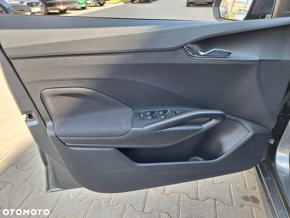 Skoda Fabia 1.0 TSI Drive DSG - 13