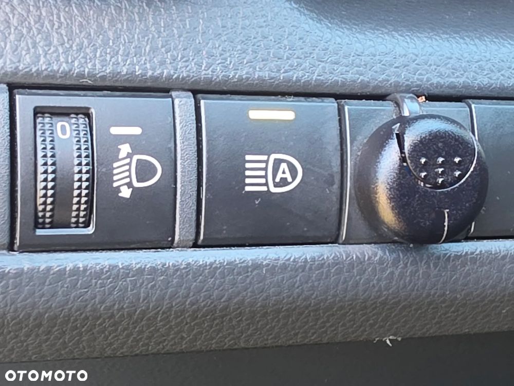 Toyota C-HR 1.8 Hybrid Comfort - 31
