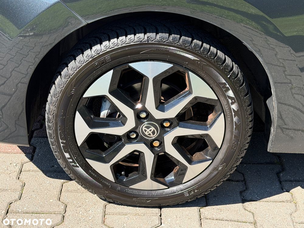 Toyota Aygo x-clusiv - 15