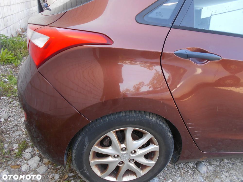 HYUNDAI I30 II LIFT HATCHBACK HATCHBACK 1.4 CRDI 2013R KOD LAKIERU U8N SILNIK SKRZYNIA BIEGOW MANUALNA 6 BIEGOWA MASKA LAMPA LUSTERKO ZDERZAK PAS PRZEDNI BLOTNIK ZAWIESZENIE CZESCI - 15