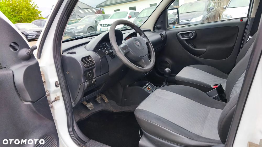 Opel Combo - 16