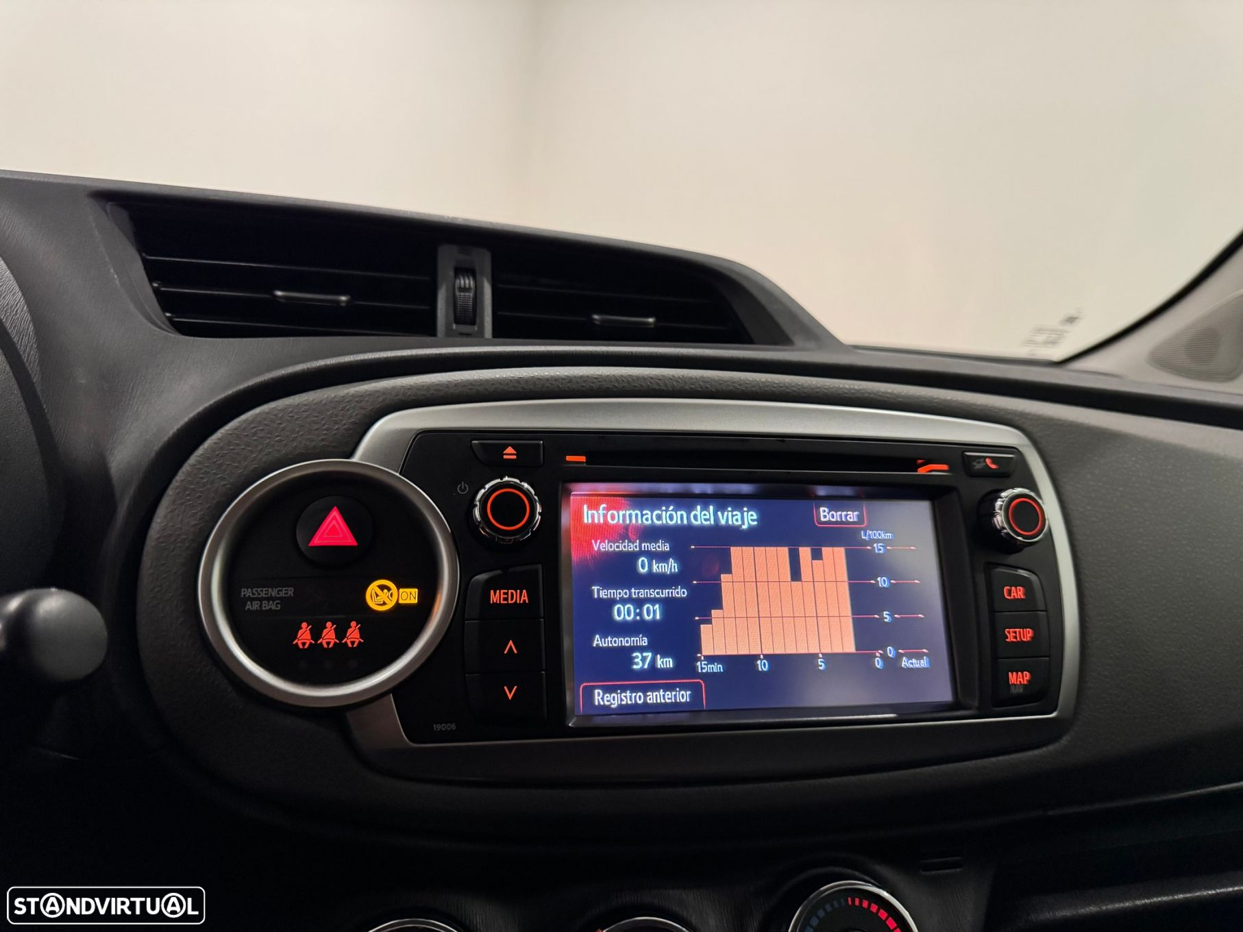 Toyota Yaris 1.4 D-4D ACtive+AC - 35