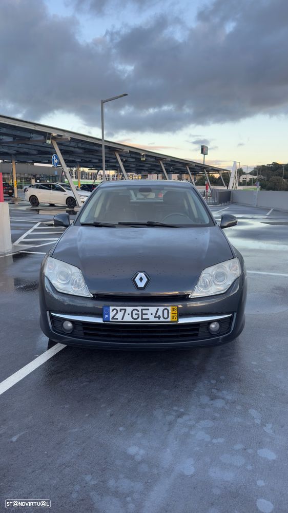 Renault Laguna 2.0 dCi Confort - 8