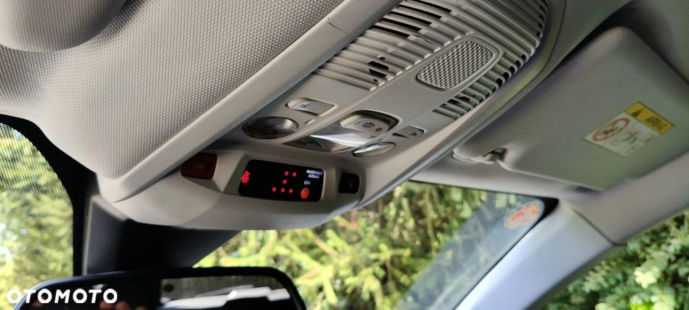 Peugeot 5008 - 12