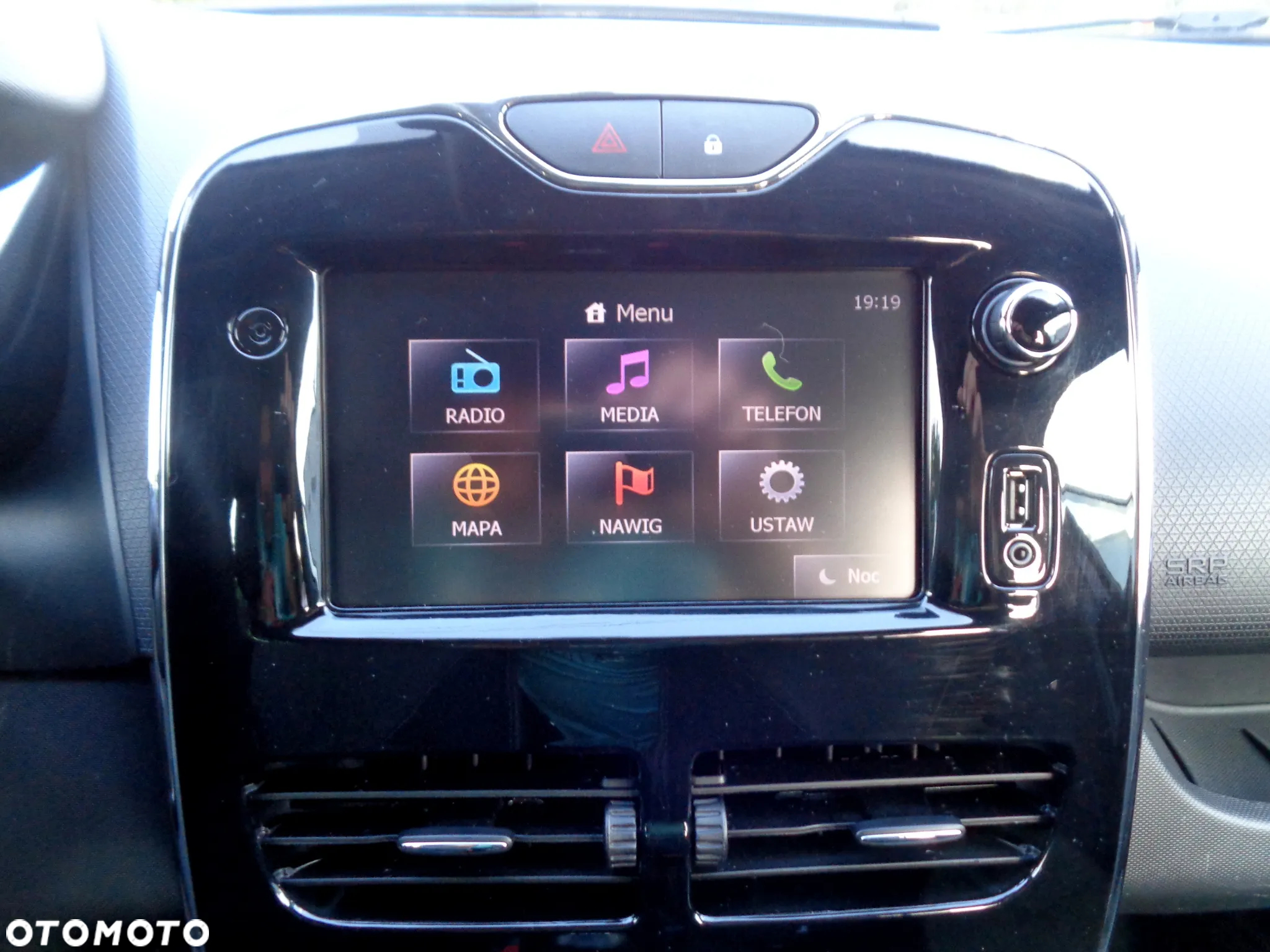 Renault Clio 0.9 Energy TCe Expression - 23