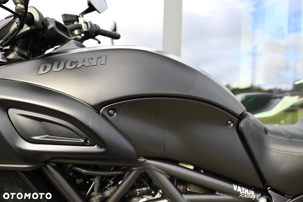 Ducati Diavel - 12