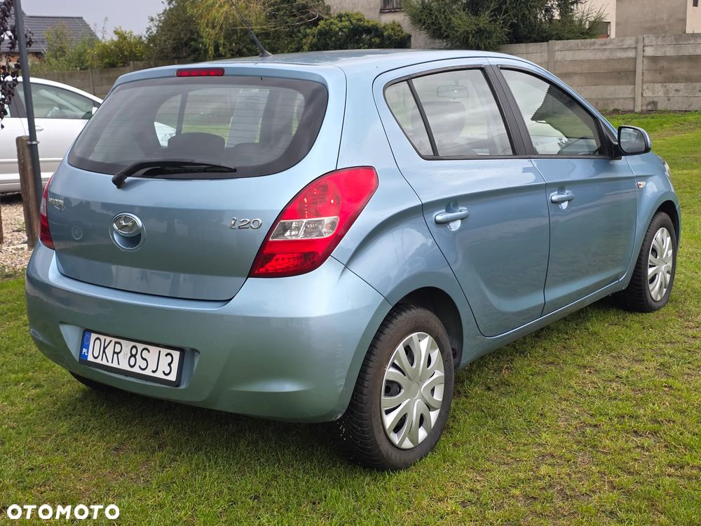 Hyundai i20 1.2 Classic + - 9
