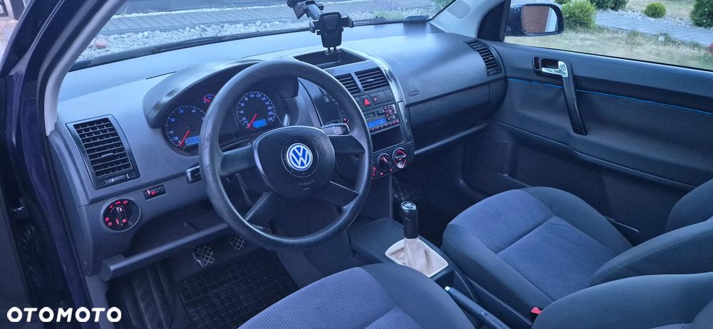 Volkswagen Polo 1.2 Tour - 14