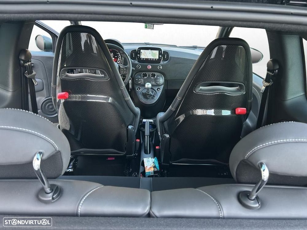 Abarth 695 - 17