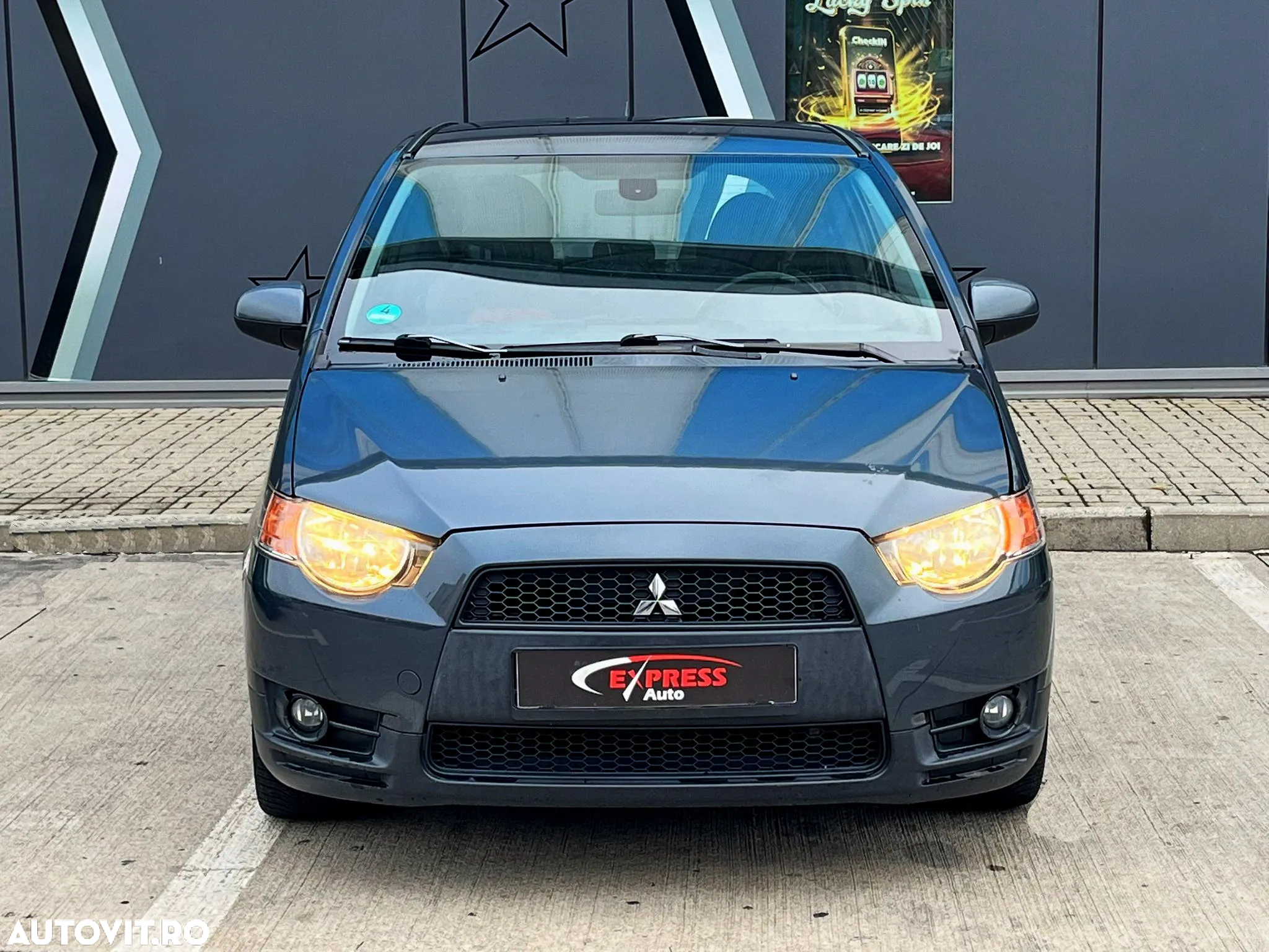 Mitsubishi Colt 1.3 Intense - 12