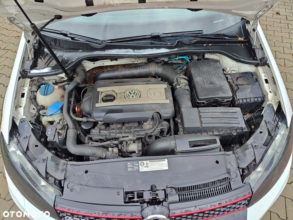 Volkswagen Golf VI 2.0 TSI GTI - 6