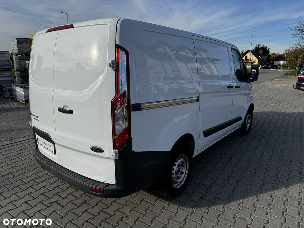 Ford Transit Custom - 4
