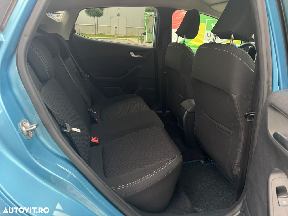 Ford Fiesta - 9