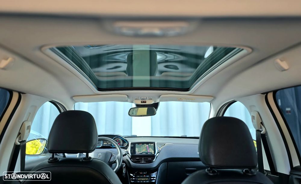 Peugeot 2008 PureTech 110 Stop&Start EAT6 Crossway - 22
