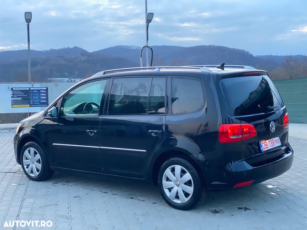 Volkswagen Touran 2.0TDI Highline - 4
