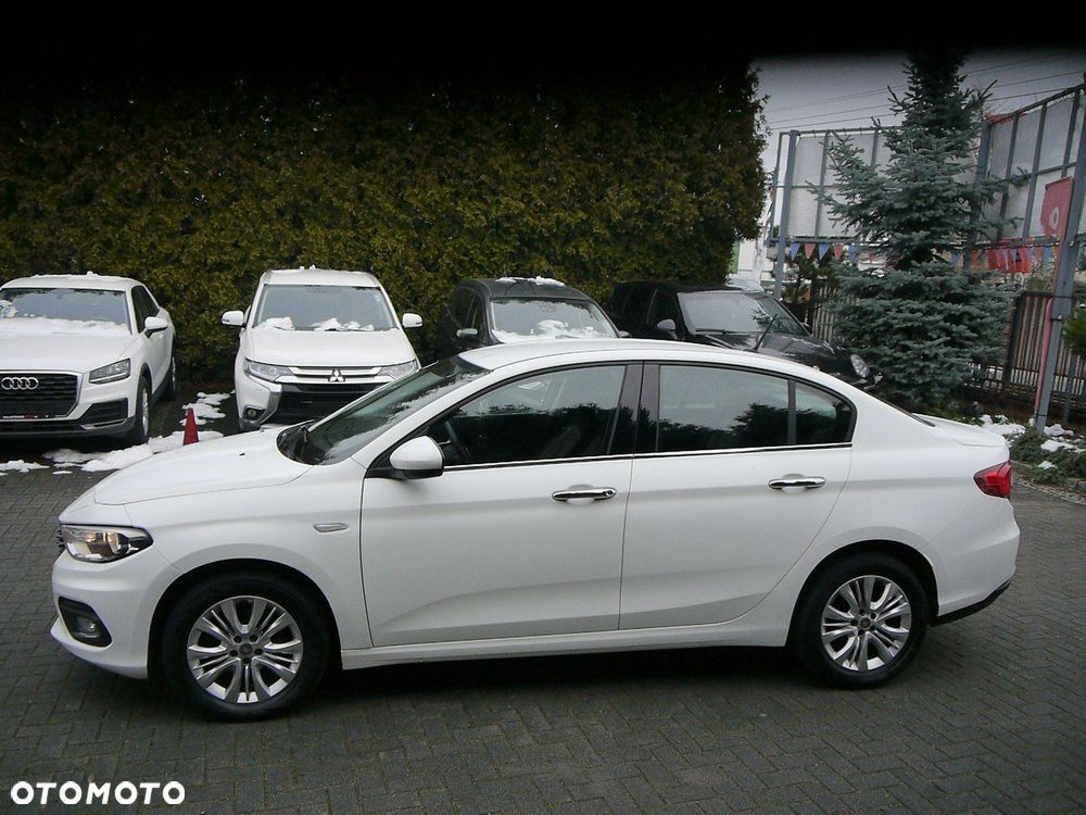 Fiat Tipo 1.6 MultiJet 16v Lounge - 10