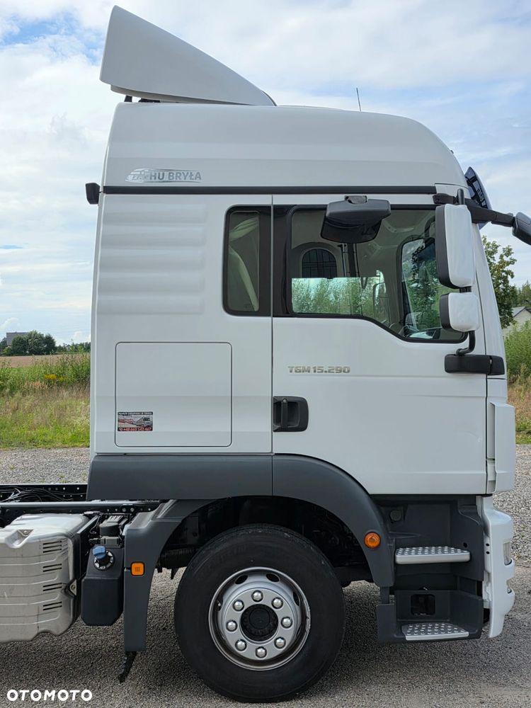 MAN TGM 15.290 / LIFT / KLIMA POSTOJOWA /  RAMA / LAWETA  / DO ŻYWCA / POMOC DROGOWA / CAŁY NA PODUSZKACH / E6 / ROZSTAW OSI 5.40M / STAN BARDZO DOBRY - 5