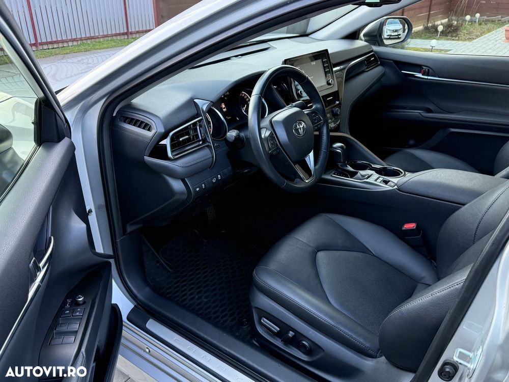 Toyota Camry Business Edition - 7