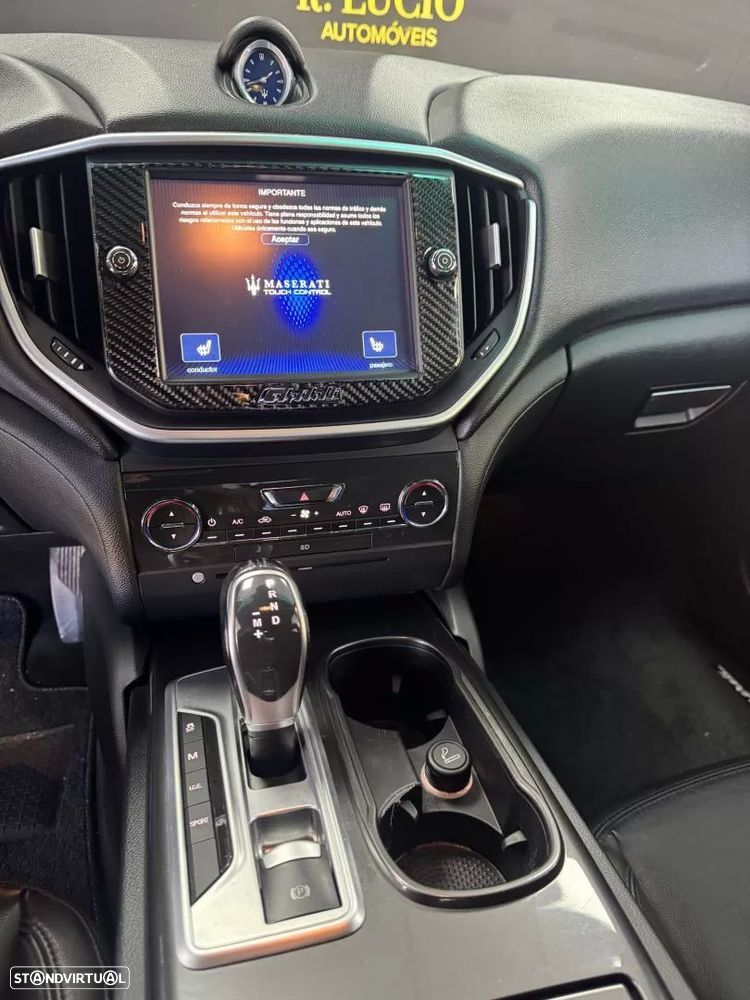 Maserati Ghibli 3.0 V6 - 36