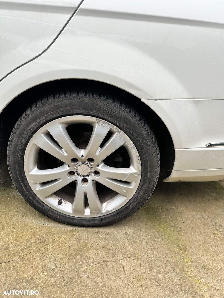 Mercedes-Benz C 180 CGI Automatik BlueEFFICIENCY Avantgarde - 12