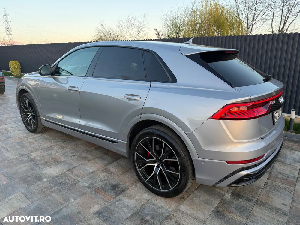 Audi Q8 - 7