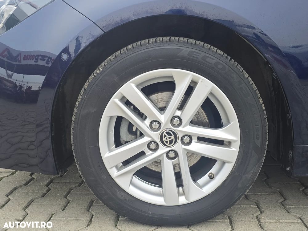 Toyota Corolla 1.8 HSD Dynamic - 6