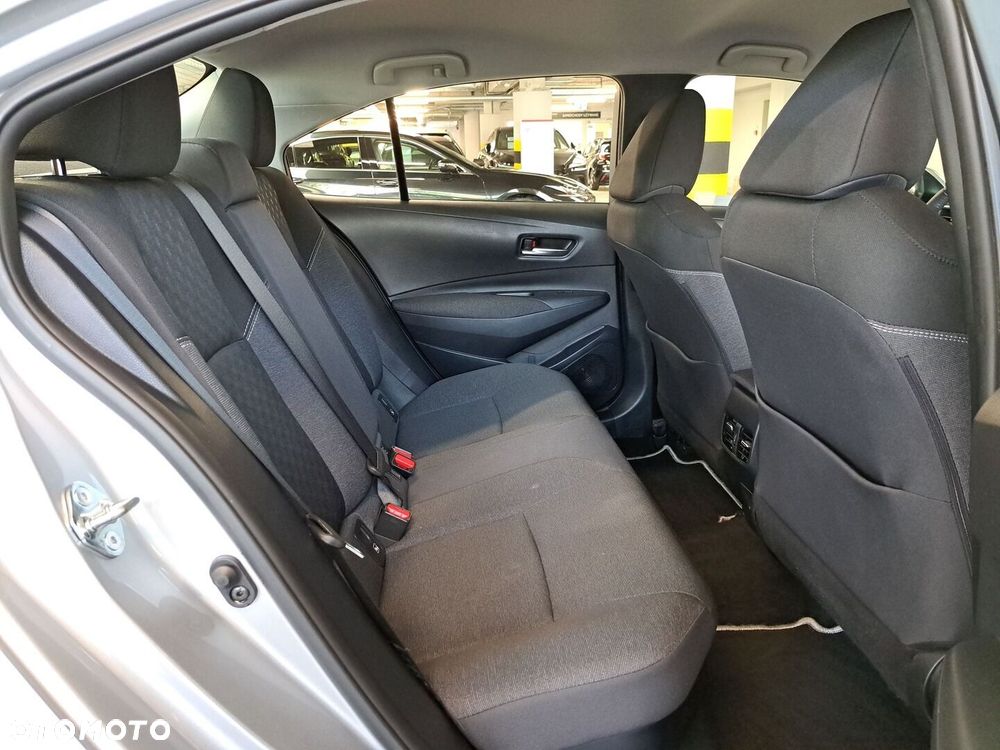 Toyota Corolla 1.8 Hybrid Comfort - 15