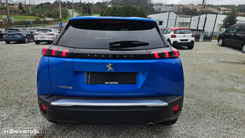 Peugeot 2008 1.5 BlueHDi Allure Pack EAT8 - 38