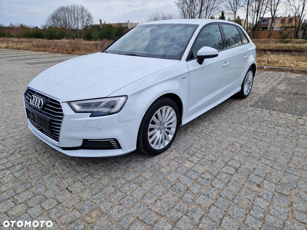 Audi A3 Sportback 1.4 TFSI e-tron S tronic - 1