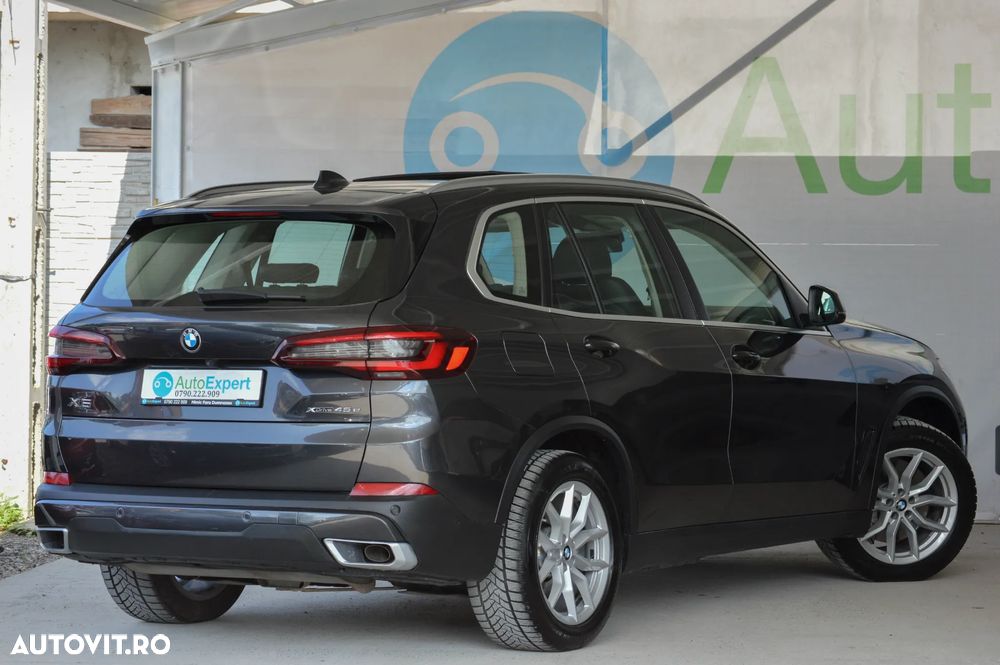 BMW X5 xDrive45e xLine - 37