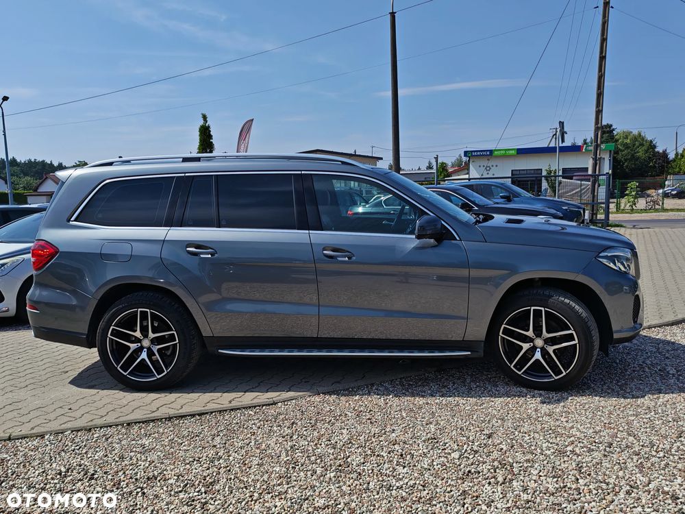 Mercedes-Benz GLS - 11