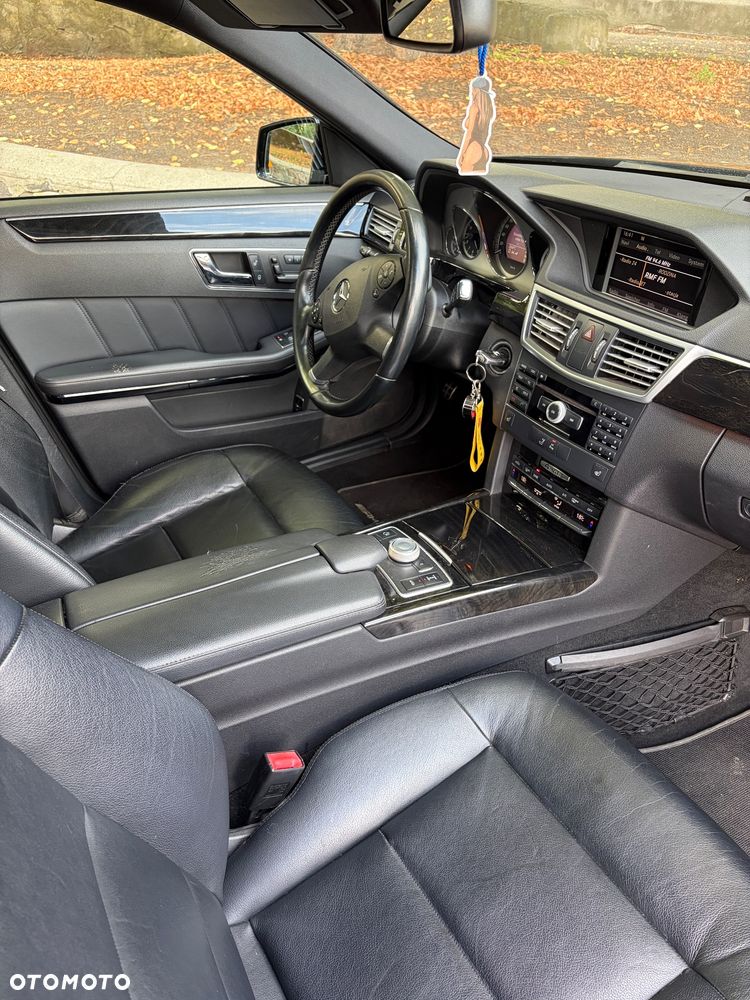 Mercedes-Benz Klasa E 350 CDI DPF BlueEFFICIENCY 7G-TRONIC Avantgarde - 12