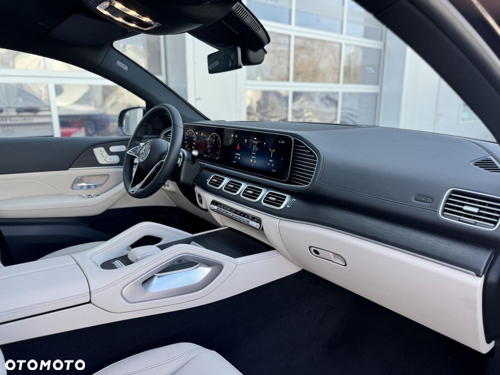 Mercedes-Benz GLE 300 d 4Matic 9G-TRONIC AMG Line Advanced Plus - 18