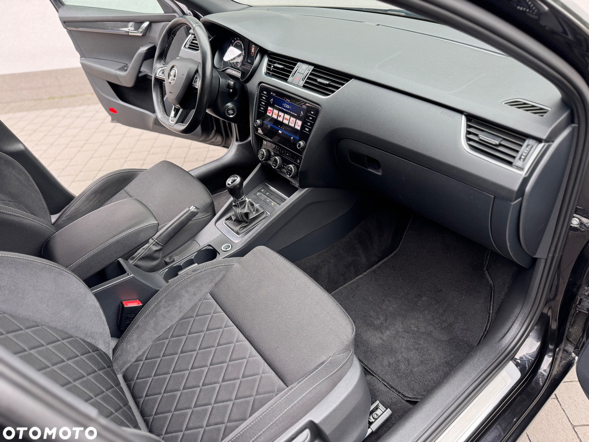 Skoda Octavia 2.0 TDI RS - 13