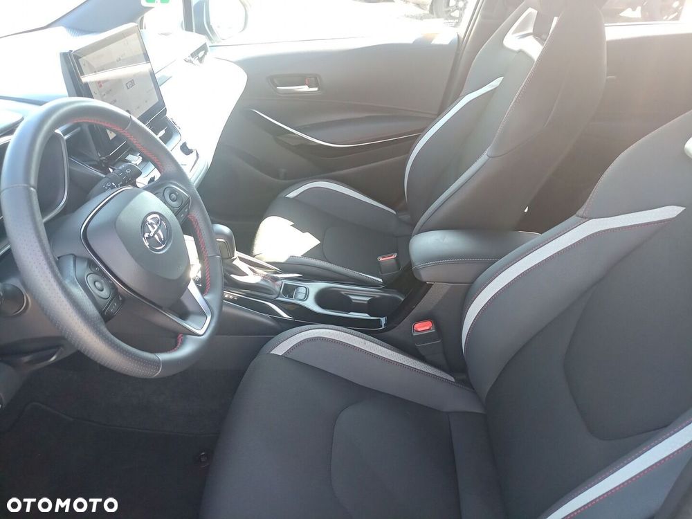 Toyota Corolla 1.8 Hybrid GR Sport Dynamic - 15
