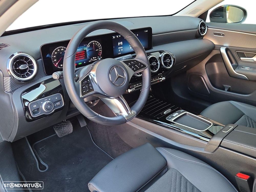 Mercedes-Benz A 250 e 8G-DCT Progressive - 11