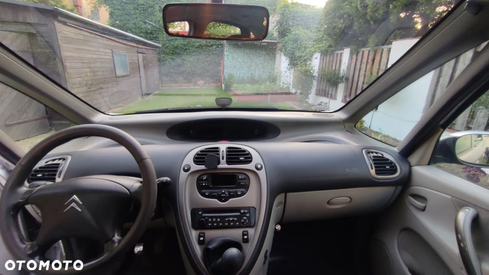 Citroën Xsara Picasso 1.6i 16V SX - 12