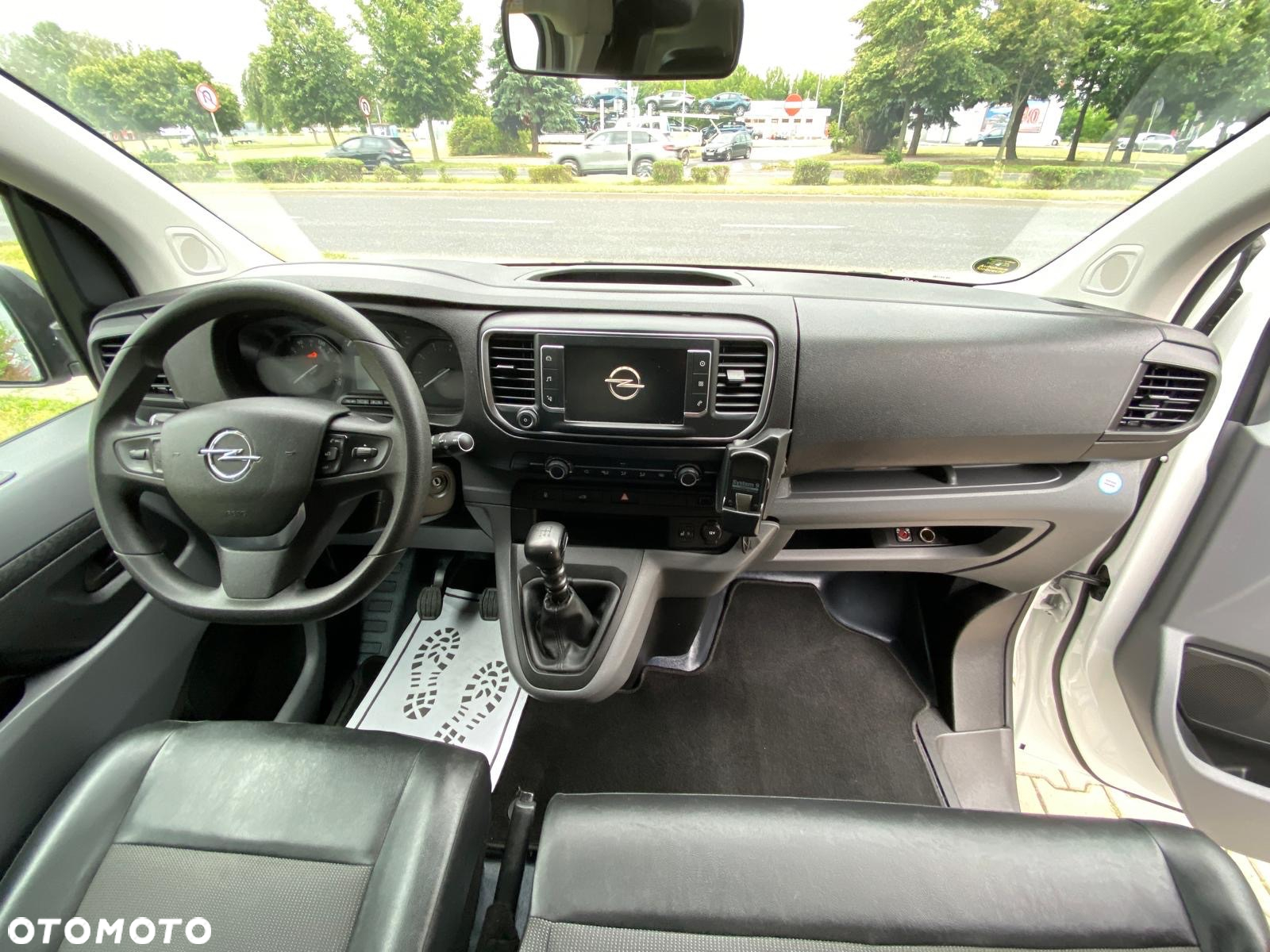 Opel VIVARO L2 NAWIGACJA BEZWYPADKOWY 37.900 PLN netto - 36