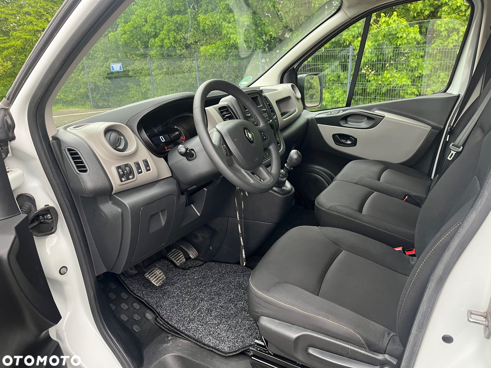 Renault trafic - 7