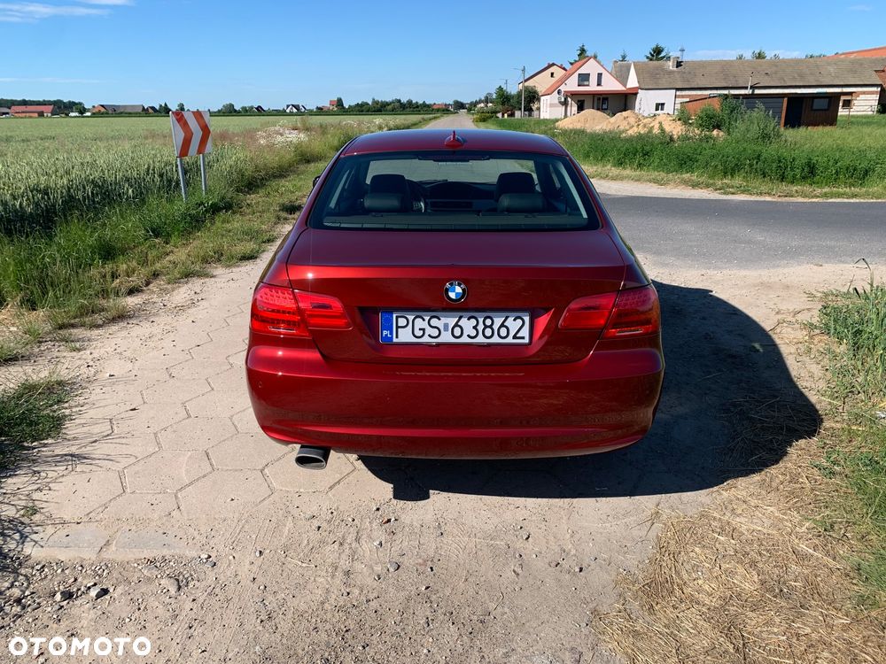 BMW Seria 3 320d - 4
