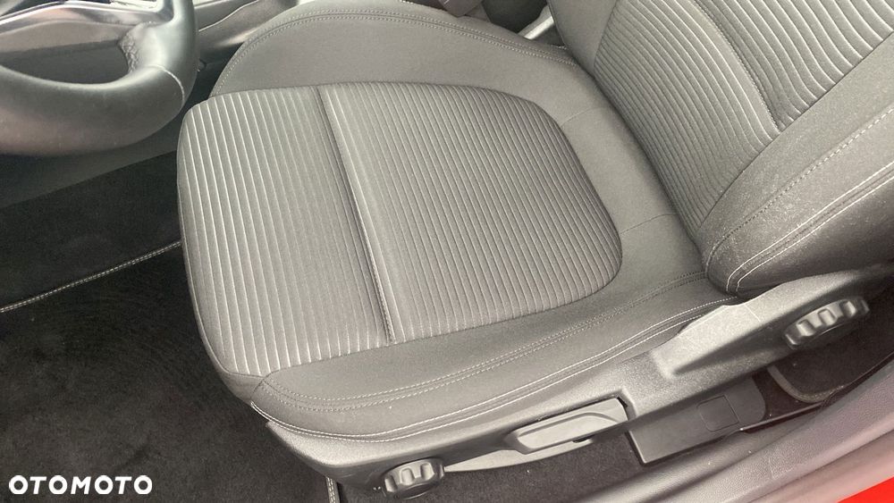 Ford Focus 1.0 EcoBoost mHEV Titanium X - 17