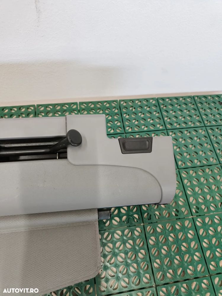 Rulou portbagaj BMW X3 E83 cu despartitor animale - 3