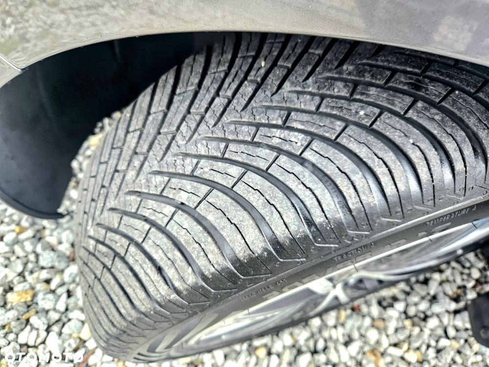 Peugeot 308 1.6 BlueHDi Active S&S EAT6 - 21