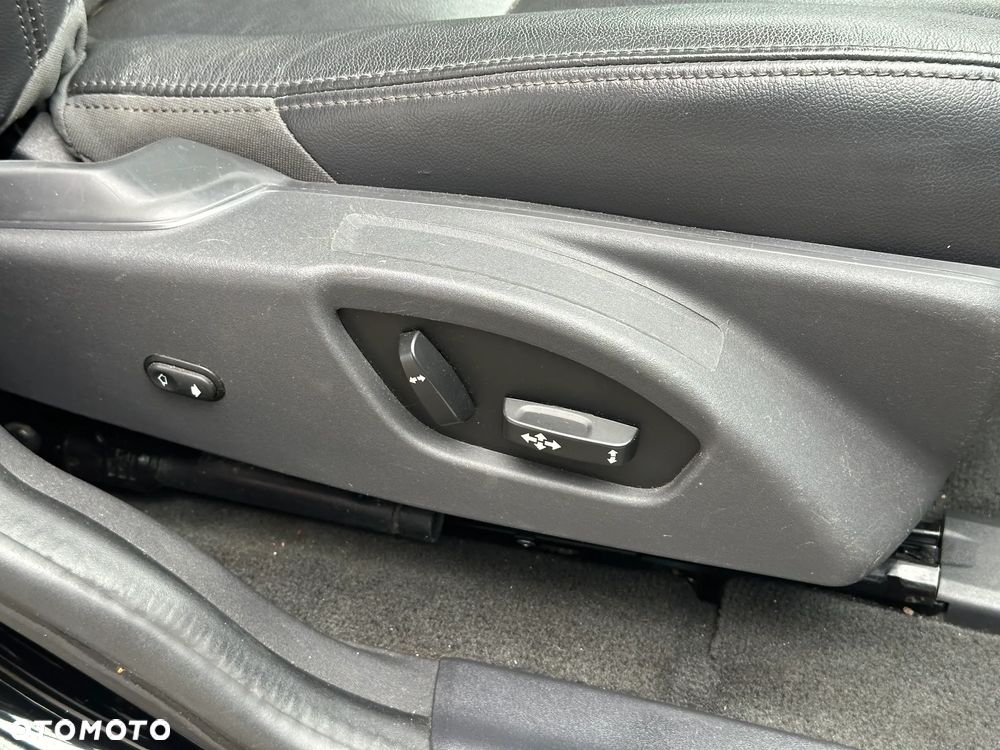 Volvo XC 60 T5 AWD Summum - 28