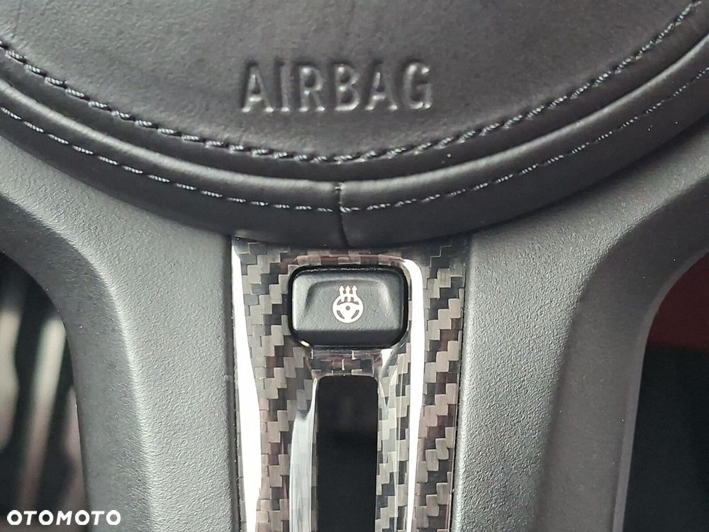 BMW M4 Competition M xDrive sport - 25