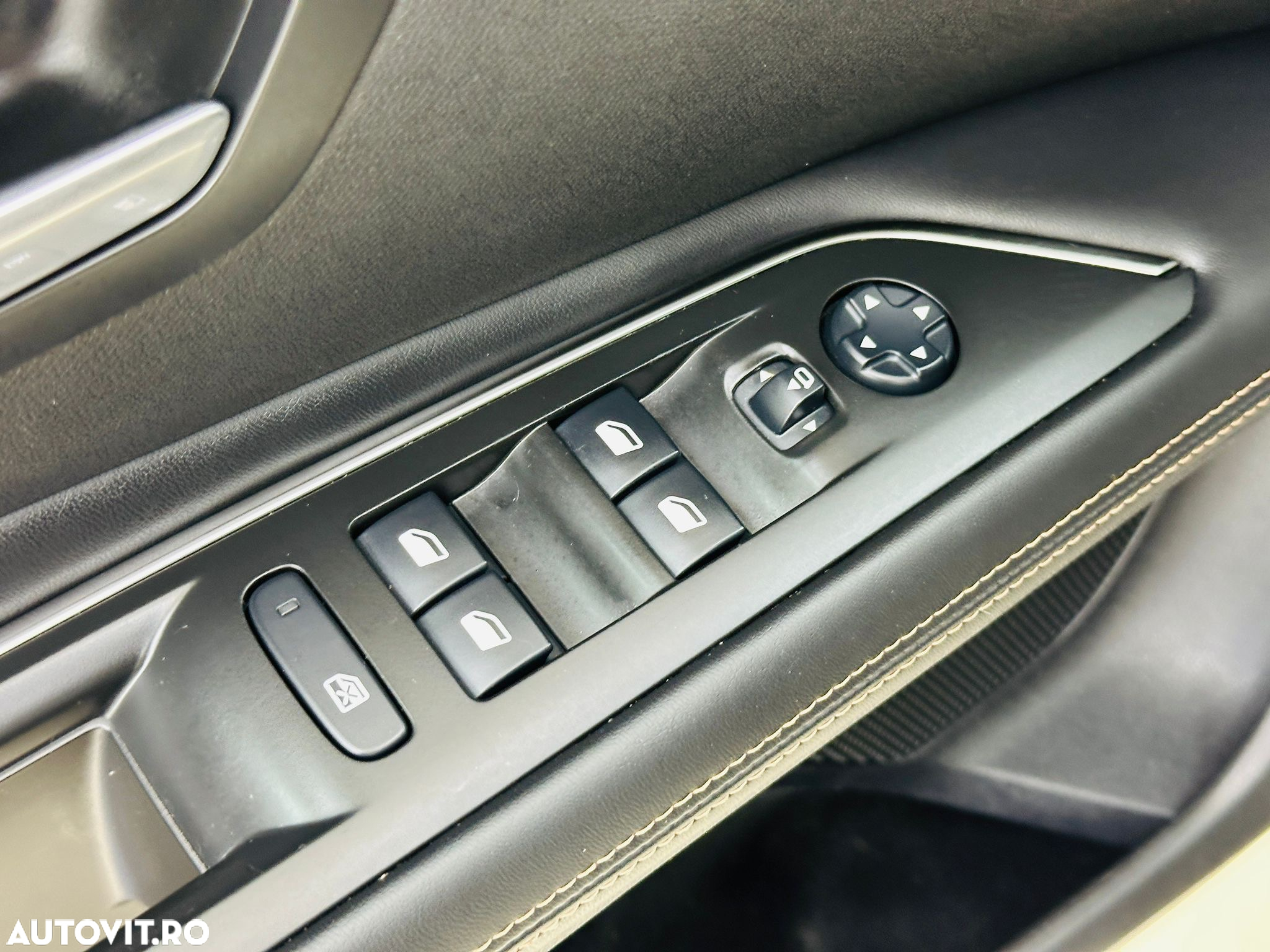 Peugeot 3008 - 16