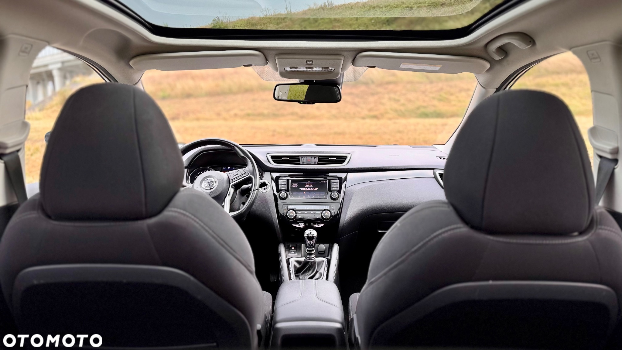 Nissan Qashqai 1.3 DIG-T N-Connecta - 17