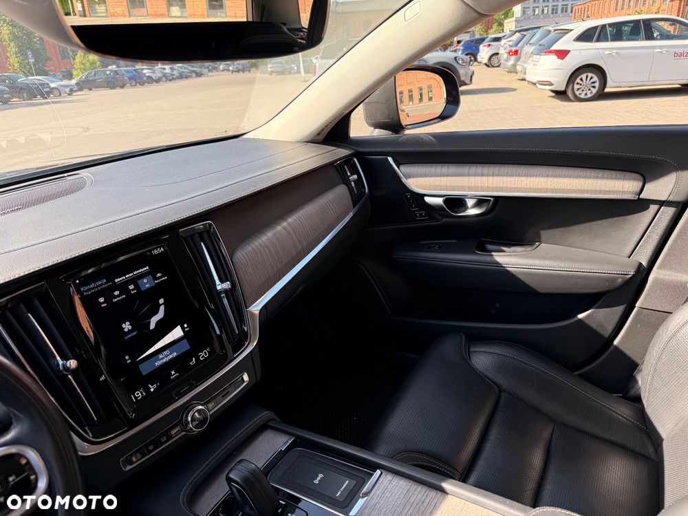 Volvo V90 Cross Country D5 SCR AWD - 17