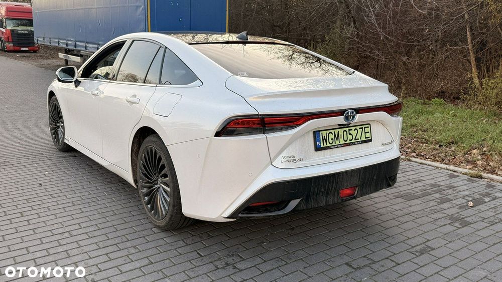 Toyota Mirai - 7